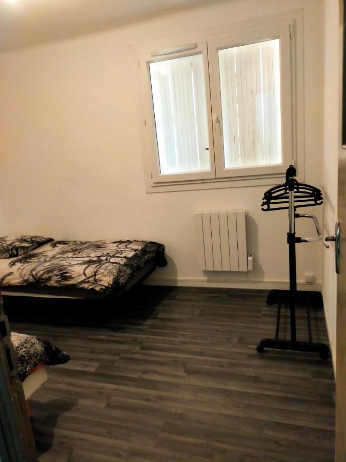 Appartement En Duplex Au 3Ieme Etage Sans Ascenseur Hyères Exterior foto
